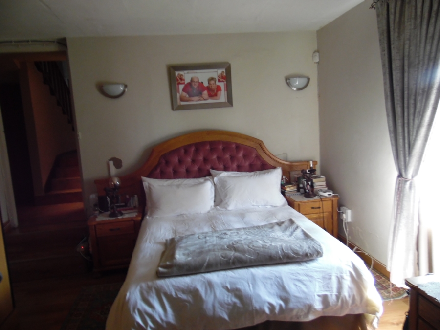 5 Bedroom Property for Sale in Doorn Free State